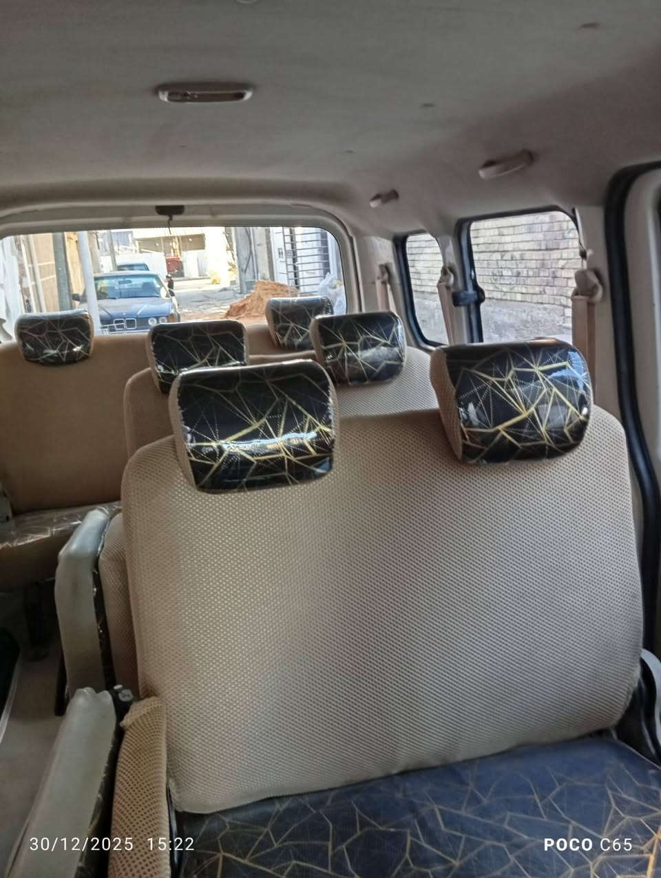 السلام عليكم سيارة فاو موديل2015سيارة جديدة تخم تاير سيارة لاصبغ ولاضربة ولاخياس  مدوشمة عام كاعيه وكشنات  كير ومكينة جدد  السعر 48وبيها مجال اتصل عل رقم ***********
