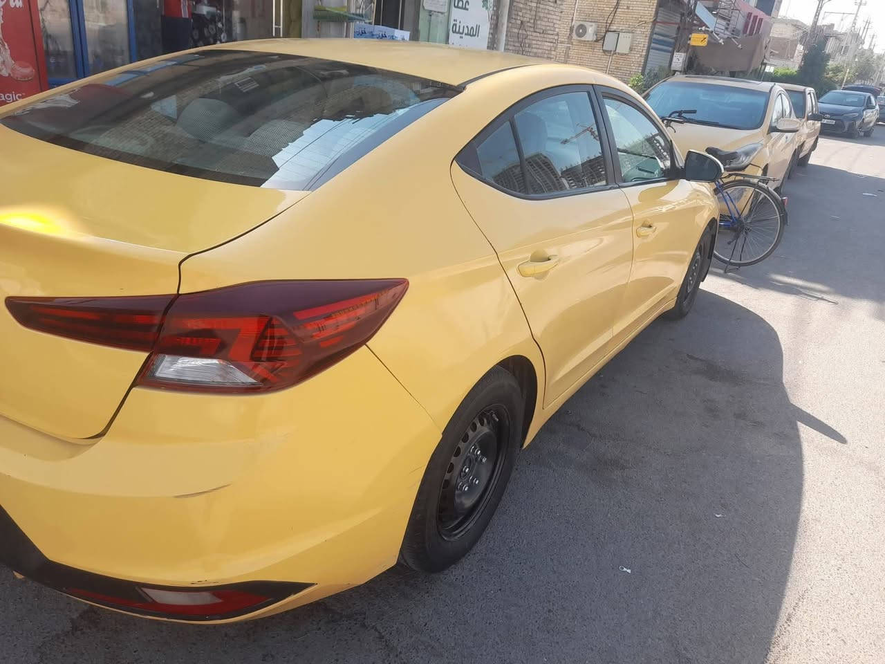 سلام عليكم النترا 2019 أمريكي حادث أمريكا بنيد مبدل وخشم جاملغ راجع نفسه مكفول لغود شواصي وباب خلفي مبدل مكينه مفتوحه كير ايتي المرغوب تبريد وصدر كله جديد السعر 118 وبيه مجال قليل للشراي المكان حي الجهاد رقم الهاتف *********** متواجد بكل وقت
