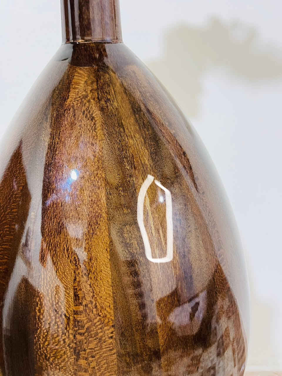 سلام عليكم عود زرياب عراقي اخو جديد توني شادلة اوتار جدد ما مستخدمات بعدهن + جنطة جلد بي خطة بسيطة بظهر ما مأثرة ابد صوته يخبل رايدة ١٢٥ مكاني بصرة . ***********
