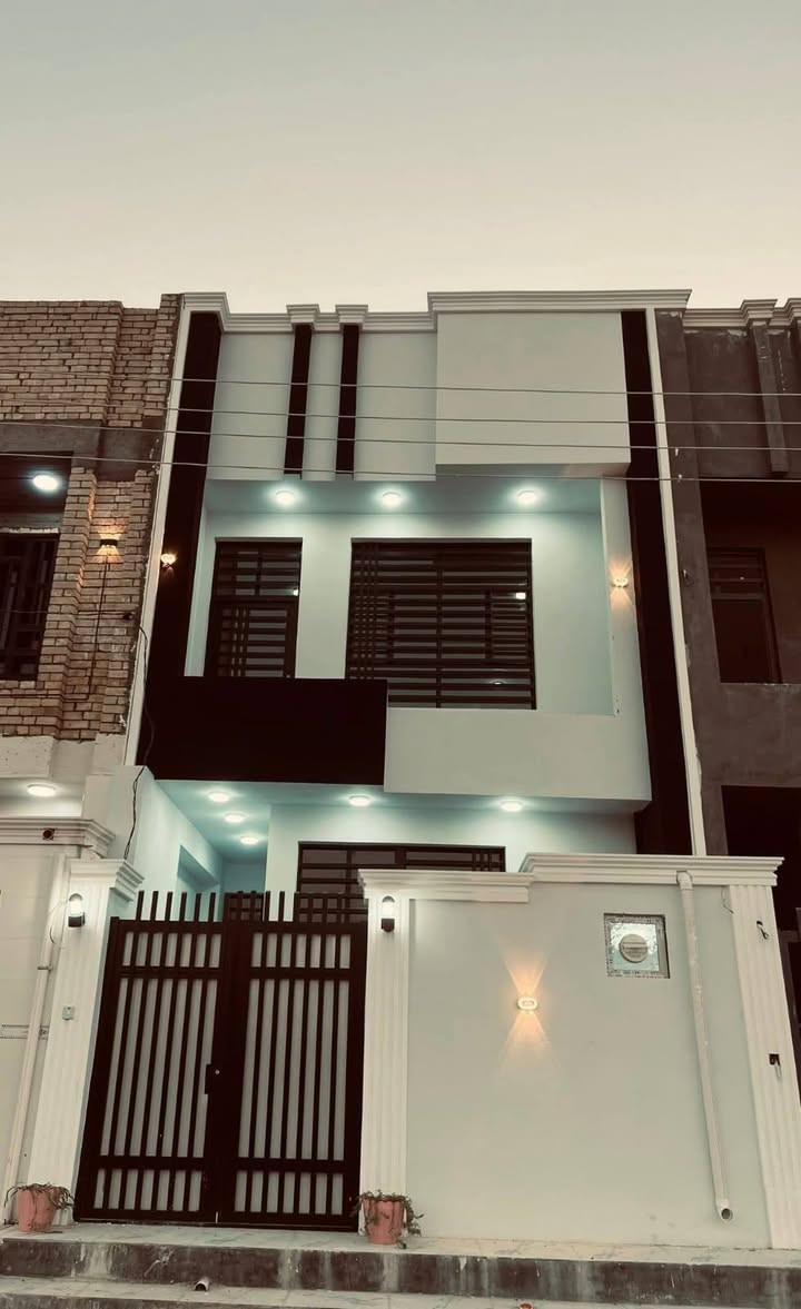 يالله 
دار للبيع  بناء جديد 
وغير مسكون 
في حي النداء 
قريب عله شارع مجمع بيتي 
شارع ١٠ مكان حلو وخدمات كمله من ماء كهرباء مولده مدارس 
يحتوي على غرفة عدد ٣ وصاله عدد ٢ وصحيات عدد٣ وستقبال ومطبخ  بناء جديد وغير مسكون وجاهز للسكن 

مساحه ١٠٠متر 
عله ساحه 
رقم العقار ٥٢١٩٧

المكان  حي النداء 

ستفسار اكثر انتصال بل رقم او واتساب
***********
***********
