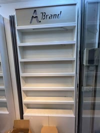 فاترينات مع ميز السلام عليكم اخوان فاترينات عدد 5 و ميز عدد 2 الميز بي...