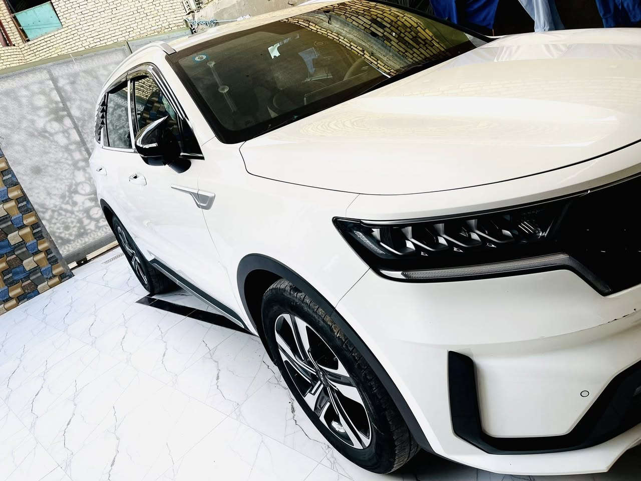 كيا سورنتو 2023 خليجي ( الزيرو )
استلام الشركه الدوليه ماشيه 49 الف عل شرط بعدهه بنايلون الشركه المواصفات فول عده بنرامه 
( السياره مكفوله كفاله عامة )

داخل كريمي 
دبل كشن كهرباء 
كير ماوس 
سايد بريك بصمه 
فول تحكم استيرن 
شاحن واير ليس 
شفتات كير بل استيرن 
لايت عدسات 
بكلايت لد 
دواخل نشره 
ويل 19 
محرك 6 سلندر 
7 راكب 
3 قطع تبريد 
بصمه تشغيل 
تشغيل عن بعد 
حساس امامي خلفي 
شاشه اصليه
جي بي اس بلادي 

مكان السياره ناصرية
السعر 307 وبيهه مجال بسيط
رقم بغداد دولي بسمي
رقمي  ***********
