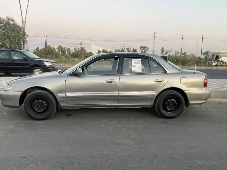 سوناته موديل 2000محرك وكير جدد صدر دبلات جدد تخم تاير جديد لوك كهربائيات كلها شغاله مصبوغه عام شرط بدون اي ظرر  وصبغه درجه أولى سياره جاهزه من الدعاميه للدعاميه عوزها فقط التبريد يفصل مكان السياره ديالى قرب تقاطع القدس للتواصل ‭***********‬ اخوان اني مكلف بلنشر
