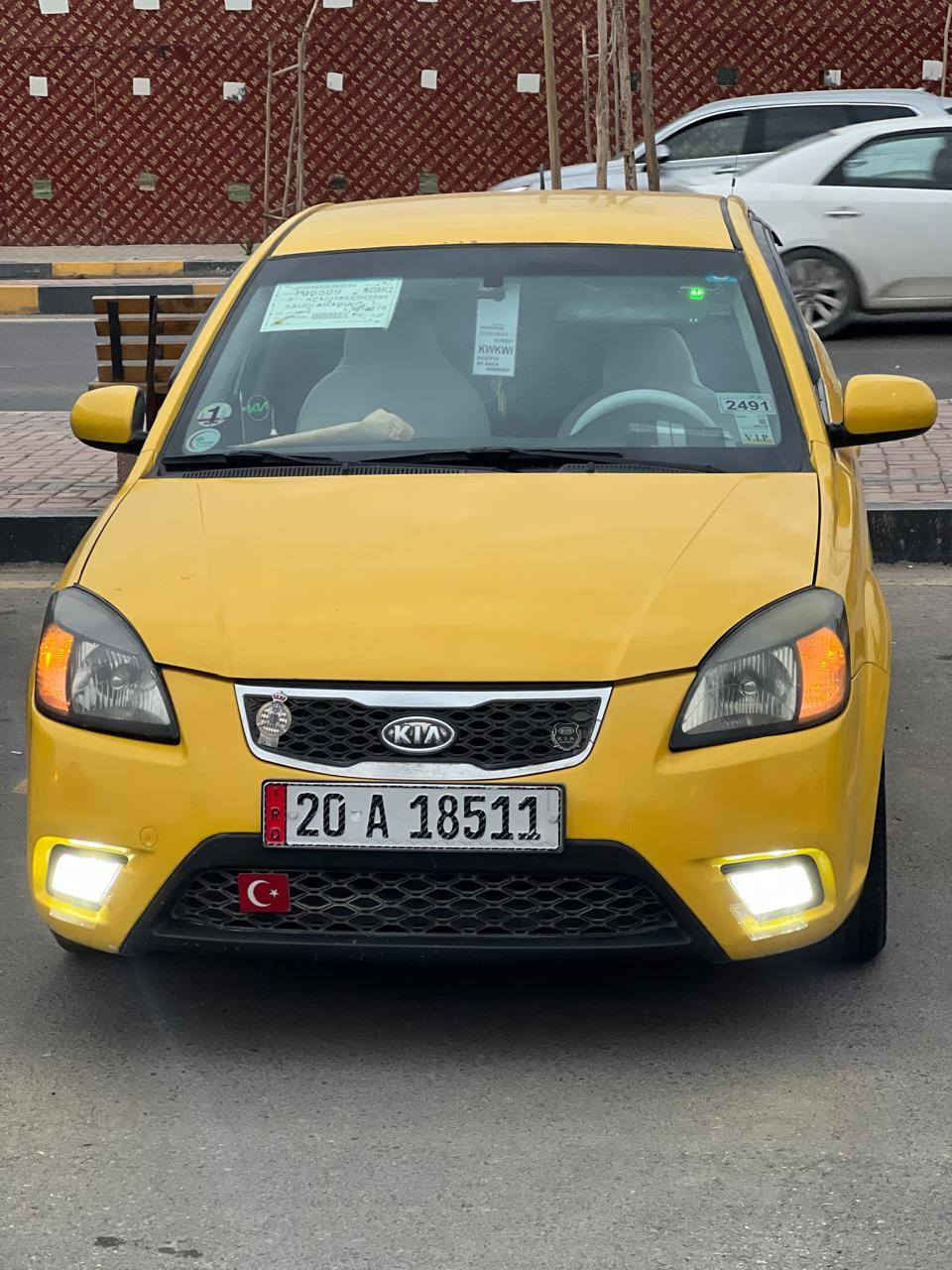 كيا ريو موديل 2010 امريكي ضرر بوند وجاملغ ومساطر مال جاملغ شرط بدوان شواصي لباقي كود واحد رقم ديالى باسمي رقم انكليزي هيىه وغرامه صفر ومحرك وكير وطخم ودرايم شفتات كلو جديد محرك 16 شرط لا صرف ولا نفخ داخل اسود ويلكب برايد وطخم تايات جدد سياره جديده بوجهك عشارع كاربون بيها ماستر فقط شرط السعر 95 وبيها مجال *********** ***********
