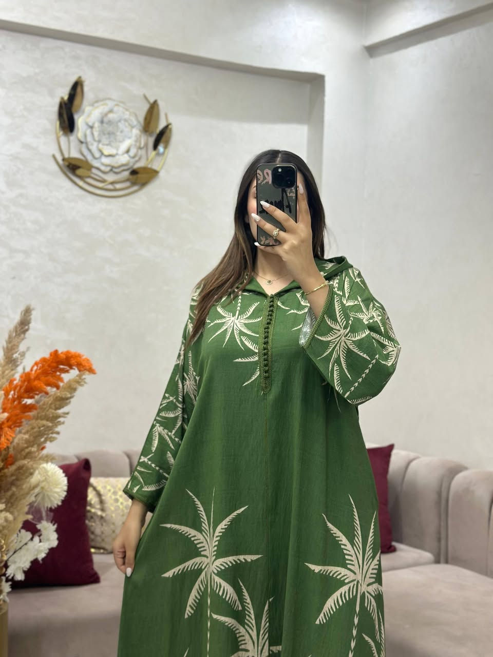 جلابة كلوش  بالجياب مخدومة بالعقاد
L XL XXL 3xl 
توب لولان ممتاز


**إذا كنت صاحب هذا الإعلان وتريد حذفه لأي سبب، رجاءا أرسل رسالة إلى الدعم الفني**