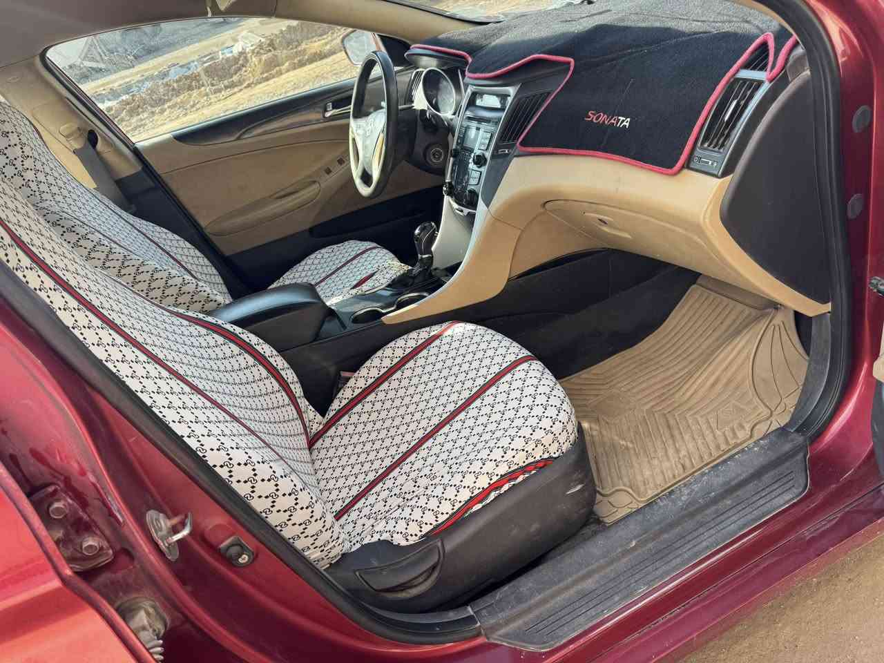 السلام عليكم للبيع سوناتا ٢٠١١ وارد امريكي محرك ٢٤٠٠ ضرر ٣ قطع بدون دواخل الباقي مكفول السياره جاهزه من كلشي شرط التحويل 

السعر ٩٧ وبيه مجال 

للاستفسار ***********
مكاني تكريت
