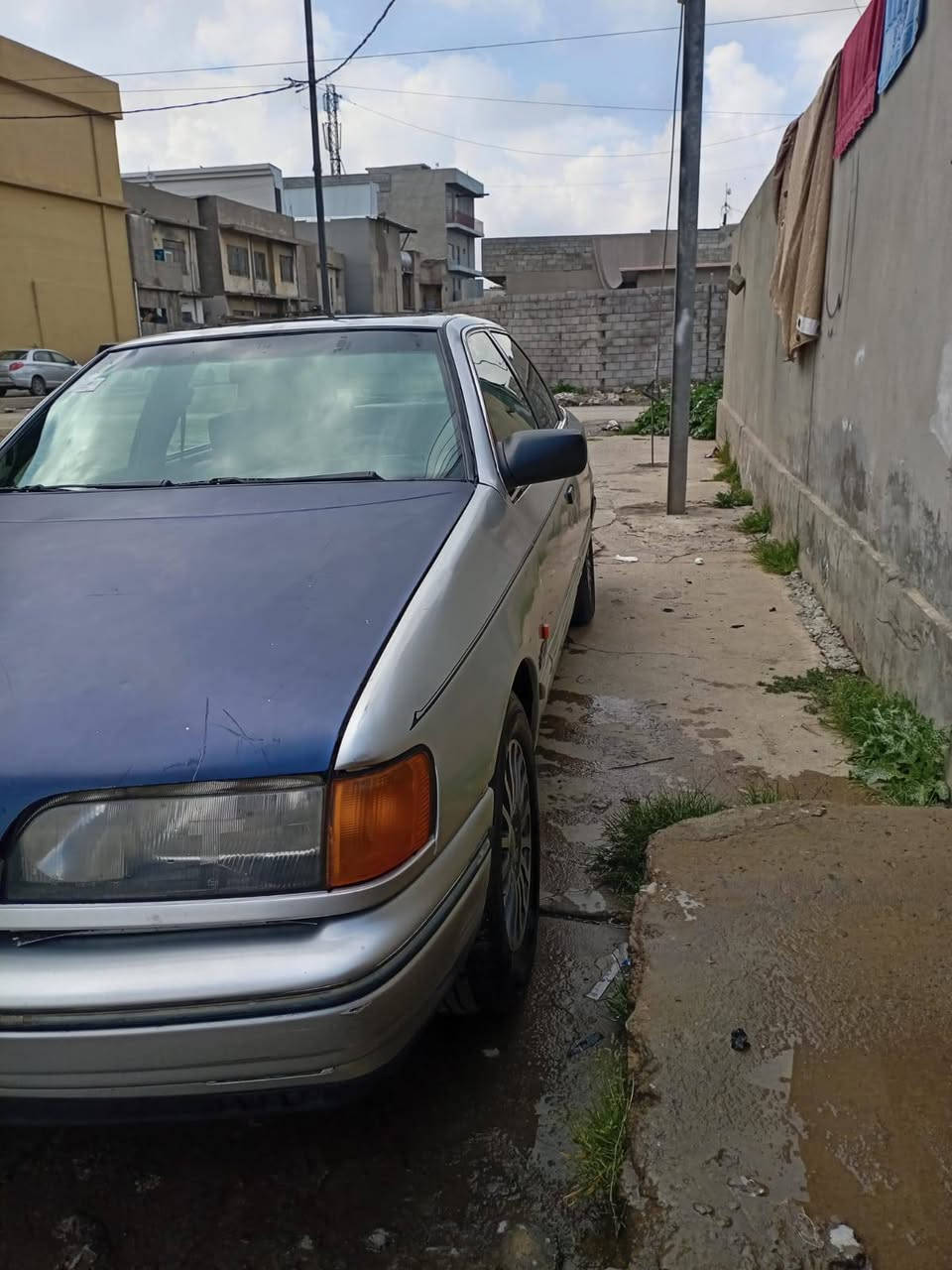 السلام عليكم الحلال للبيع
فورد سكوربيو جنطة
محرك 4 سلندر قبق اسود 
شرط التحويل 
رقم مسطرة دولي جديد سنوية لل 2030
 موديل 91 اصل
محرك بي اثر نفخ كل تبديلة تنقص نص لتر 
منضومة تبريد كاملة ناقص بس غاز 
وايرمنا كلها شغاله  
صبغ حزام جمالية فقط بدون معجون بدون ضرر
كاربون الكتروني 
سلايد  جامات كهربائية 
سماعات 4 جديد
طخم جديد امامي وخلفي 
گيجات كامل شغالة 
السعر 25 وبيها مجال *********** بي واتساب
