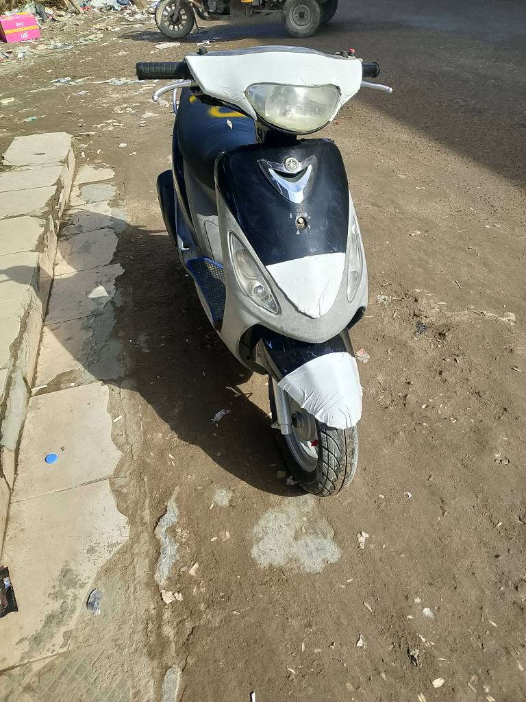 دراجه ماكس منغولي للبيع دراجه جاهزة من كلشي دراجه كفاله الشراي يتصل مكاني ابي الخصيب حمدان قرب جامع القدس متوفر واتساب وشريحه .***********. البصرة, العراق
