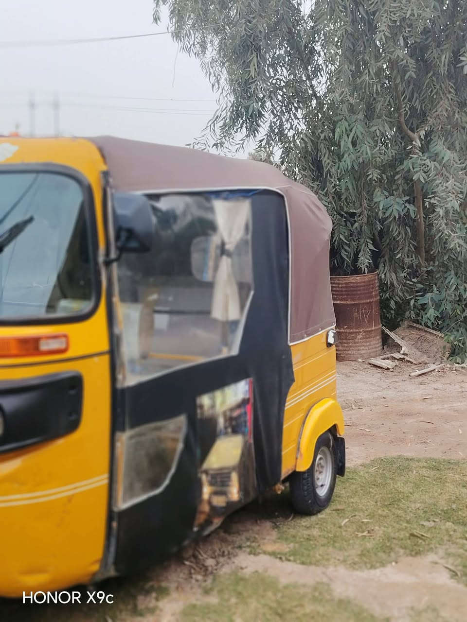 تكتك للبيع موديل 20 رقم وسنويه تحويل مباشر تكتك مثل الي بصوره تجي اتكلب وتقتنع. وبالخير عليك سعر 6. مليون و250. وبيهاا مجال رقم *********** بابل المدحتيه الحمزه الغربي ع
