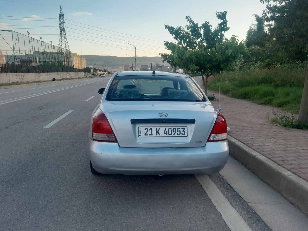 الالنترا ٢٠٠١ 
شرط التحويل مكينه حجم ٢٠٠٠ كير شرط مكينه خيط بخار هزه جديد كهربائيات شغاله صدرها جديد السعر قفل ٤٧
***********
