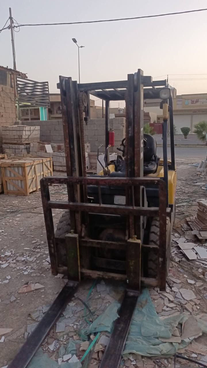 رافعه TCM مكفوله كير محرك موديل 2009 حركتين السعر 65 مكاني نعمانيه تليفون ***********
