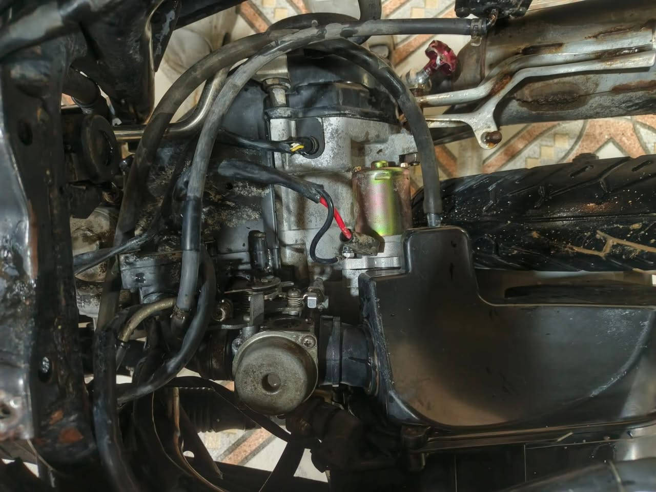 سلام عليكم للبيع دراجة ماكس عدلة نوع ياباني سرعة 120 دراجة رمبة بلادي اي نقص مابيها عل فحص مكينة شرط ما مفتوحة بيها شيال اصلي مال رمبة وفج عمبار كرزي اصلي سعر 650 وبي مجال


**إذا كنت صاحب هذا الإعلان وتريد حذفه لأي سبب، رجاءا أرسل رسالة إلى الدعم الفني**