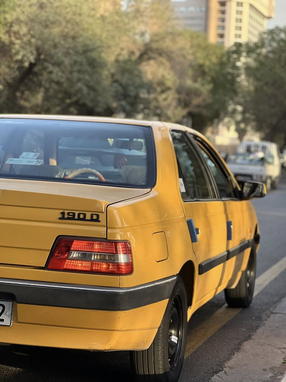 السلام عليكم للبيع بيجو405 موديل 2016رقم بغداد تحويل  ثاني يوم مصفره هيئه وغرامات سيارة جاهزه كل نقص مابيه مكفوله من صبغ وضربه تبريد حداديه كله جاهزه
سعر45 وبيه مجال مكاني بابل 
***********
