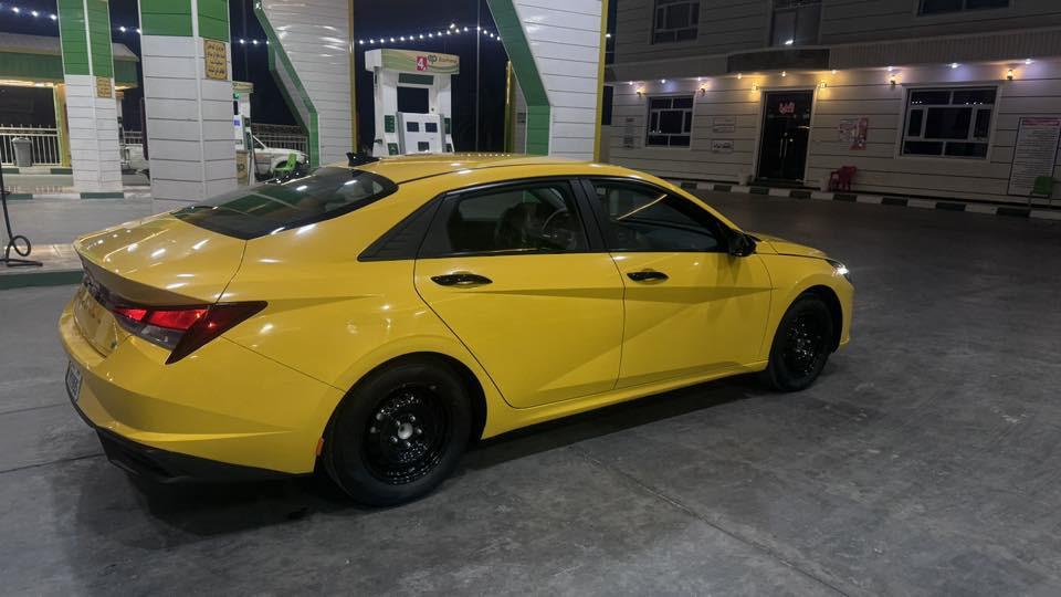 للبيع فقط ؟
الانترى 2023

السياره كفاله عامه
رقم بغداد بأسمي تحويل ثاني يوم
گير مكينه حداديه كفاله
رادار خلفي امامي
شاشه متصله 
ماشي 50 الف 
مكينه 2000
منظومه غاز 
تبريد تدفئه
تحكمات قياده
انظمه SMART ,SPORT ,NORMAL
 تخم تاير جديد
 مكان السياره ميسان العماره
ما متواجد ع فيس ؟  للتواصل .(***********)
