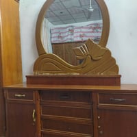 ميز تواليت وزاويه تزكام النظافه 100/99 اخو الجديد السعر175  0781888951...