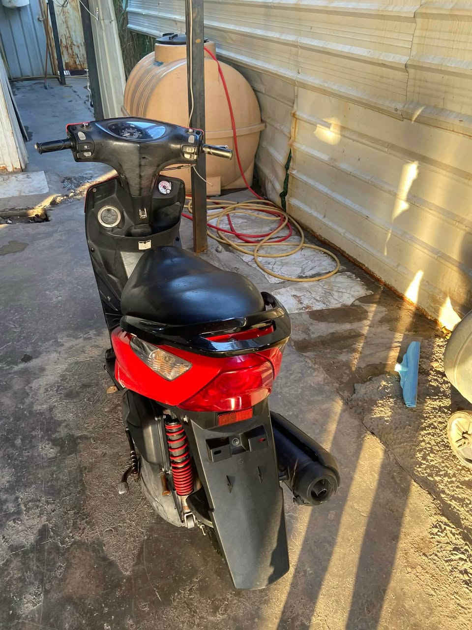 دراجه للبيع العنوان بغداد *********** وسعرها ٧٠٠وبيها مجال Colombo, Sri Lanka
