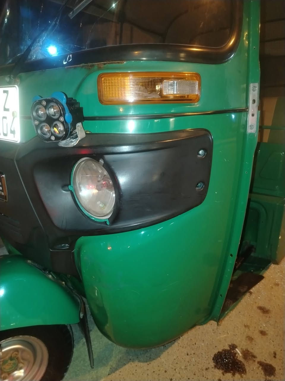 سلام عليكم ورحمة تكتك لبيع موديل ٢١ تعمير دوس فقط مكاني شعله الرحمانيه سعر ٧ و٢٥٠ وبيه مجال
***********
