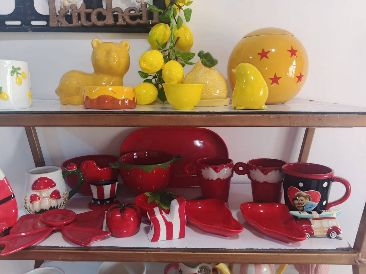 عروض اليوم 
الاحمر ❤️❤️❤️
مكات تحفيات فازات 
مواعين نواعم 
يوجد لدينا توصيل داخل العزيزيه


**إذا كنت صاحب هذا الإعلان وتريد حذفه لأي سبب، رجاءا أرسل رسالة إلى الدعم الفني**