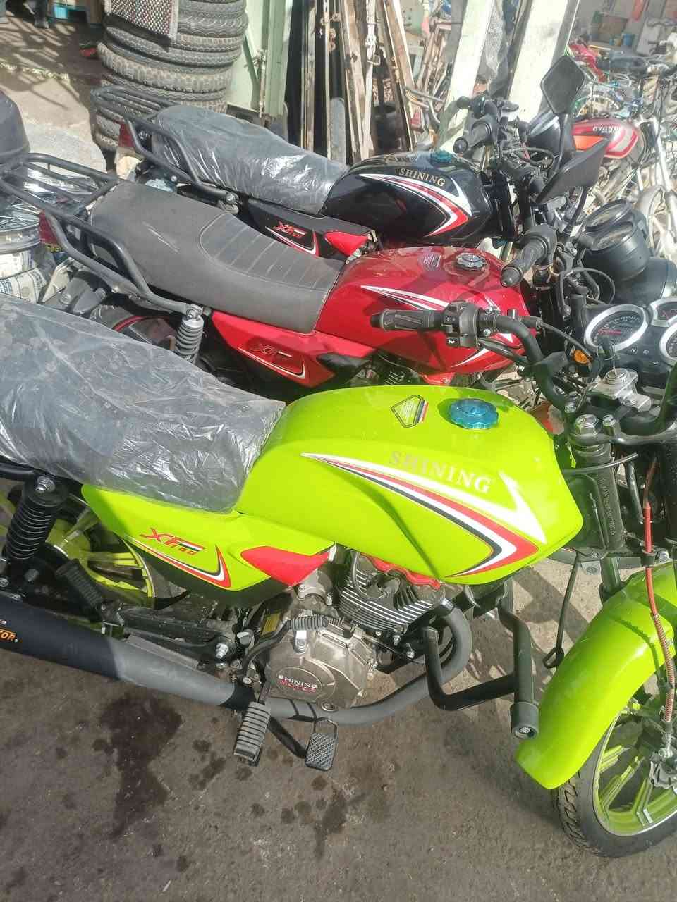 السلام عليكم دراجات شانك موديل 23
دراجات الاخضر+الاسود اوراق فقط
دراجه ام اللون الاحمر مرقم
العنوان واسط قظاء النعمانية 
للأستفسار اتصل ***********
