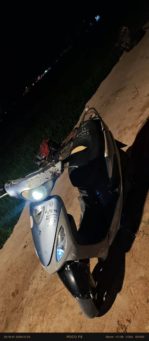 بسم الله الرحمن الرحيم 
ماكس منغولي  خير من الله 
كلشي شغال عوزه باتري شي بسيط 
العنوان النجف الاشرف عمود 537
السعر 400 وبيه مجال للطيبين 
الرقم الموبايل ***********
اهلا وسهلا بجميع
