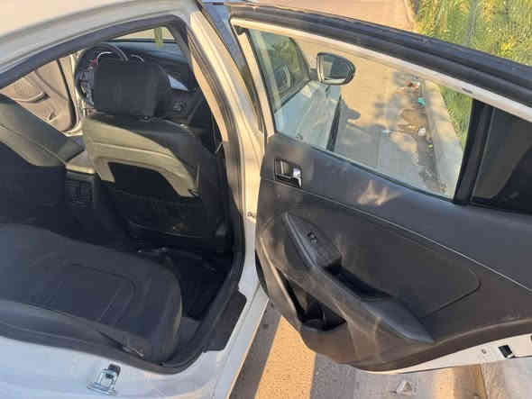 اوبتما 2014 سياره فول مواصفات واحد على واحد
بصمه شاشه بانوراما تحكمات ستيرن
كشنات كهربائي كشنات جلد تدفئه وتبريد
اشاير بالمري مري شفط كير مكينه مكفولات
عليهه اكزوز رياضي سياره رياضيه صاروخ
بيهه صبغ حزام كول السياره مصبوغه
السعر 85 وبيهه مجال
***********
