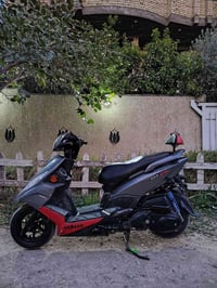 جيتي ار نوزل خطين دراجة نكرة سلف كل نقص ما بيها كفراتها ختم واحد وية ا...