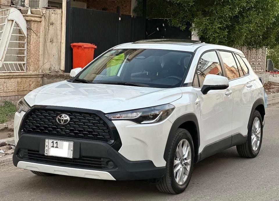 كورلا كروز 2024 هايبرد ماشيه 9 الالف جديده جدًا
رقم بغداد بأسمي بدون صبغ او بارد  

السعر 173 ورقه  للاتصال ***********
