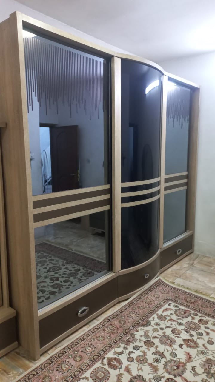 السلام عليكم  غرفة نوم تركية ماخذيها من البيت التركي سعرها مليونين وربع قبل سنتين هسه  نريدها ويه دوشك اليريدها يتواصل على هذا رقم ***********
مكاني زعفرانية دور الخمسه
