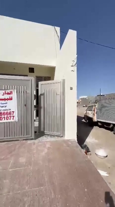 سلام عليكم للبيع بيت مساحه 150بصف ركن  بيت بناء2025 جاهز من كلشي ارضيه مرمر  كلشي موضح بل فديو مكان البيت سكنيه حي مهندسين ثانيه 

سعر 90بيه مجال
للستفسار ***********
