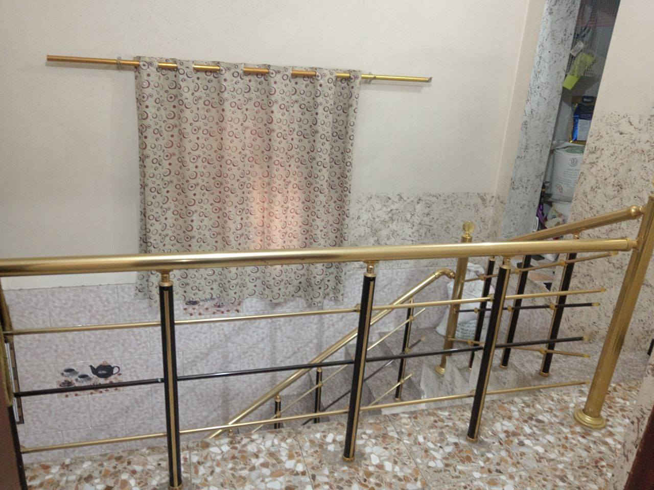 السلام عليكم
بيت للبيع المساحه 75 
الموقع بغداد الدورة ابو دشير قرب مدرسه الفيالق 
للاستفسار. ***********
