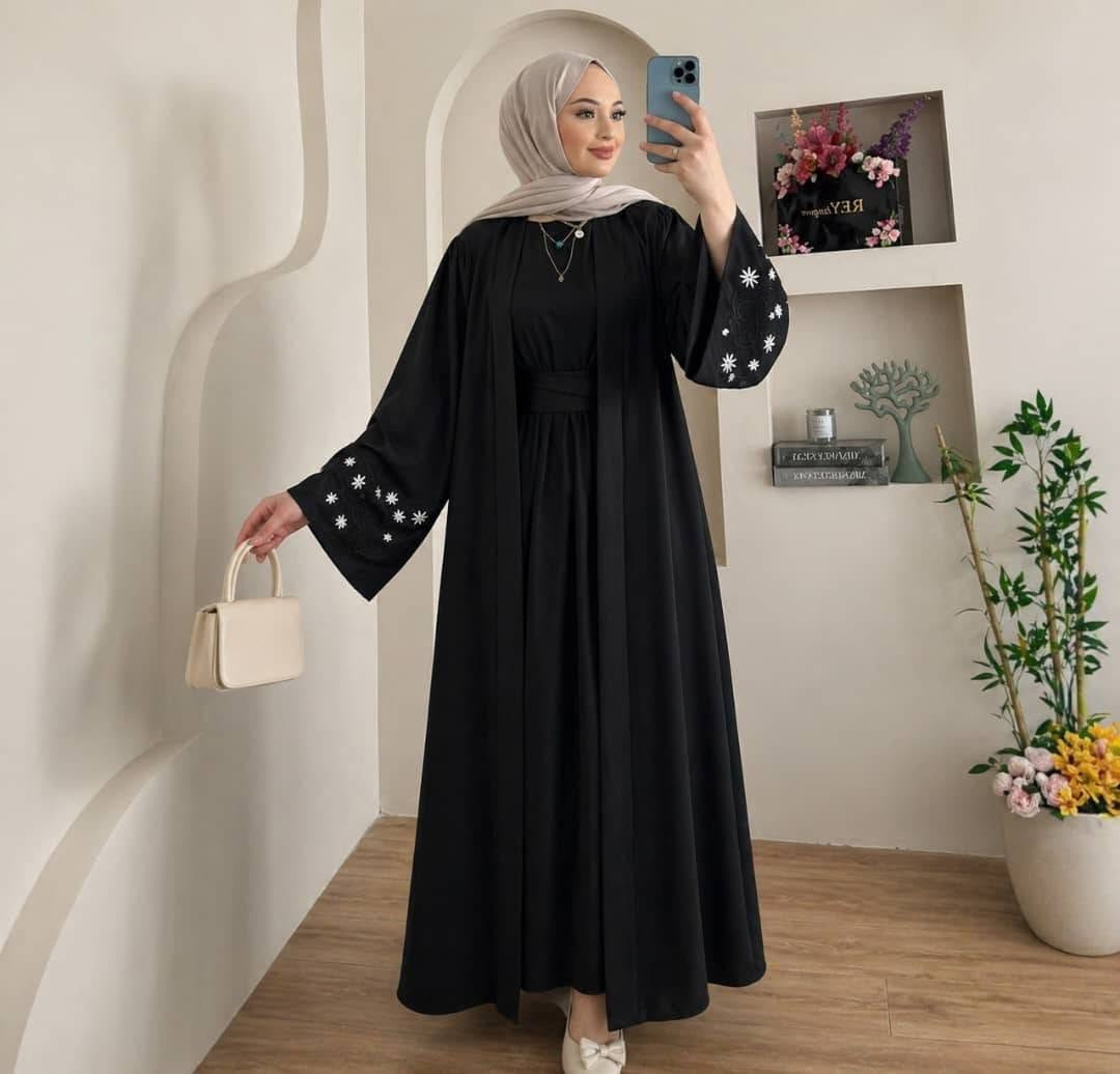 التكرار الأخير ❤️
تريند جديد  عبايه  ( قفطان) وصلت 🩷

قماش باربي تطريز مميز  كم طويل   
مع قطعة ألماس موجودة على كل عقدة وردة😌
قياسات
قياس: فري سايز بلبس لل 44

*السعر ❤️‍🔥❤️‍🔥

*توصيل بلشام وشحن للمحافظات عن طريق شركة القدموس*
*شحن ادلب سرمدا والباب ومنبج بشركة مسارات برعبون مسبق*
*شحن الحسكه والرقه والقامشلي والبوكمال مسبق الدفع بشركة عودة*
*تنفيذ الموديل مباشر   باذن الله


**إذا كنت صاحب هذا الإعلان وتريد حذفه لأي سبب، رجاءا أرسل رسالة إلى الدعم الفني**