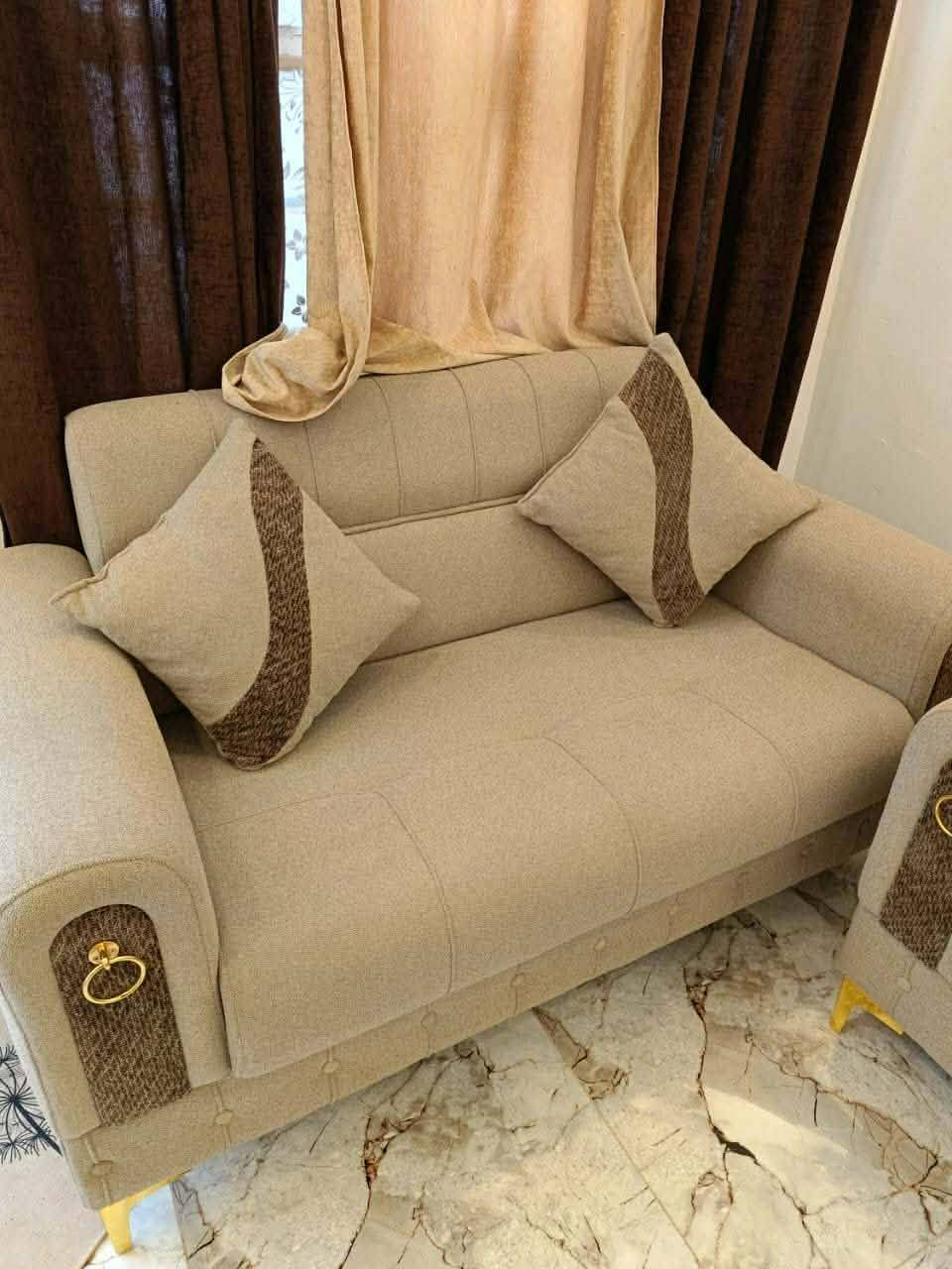 سلام عليكم ورحمه الله وبركاته 
تخم 10 مقاعدتفصال جديد غير مستخدم للبيع بسعر مناسب
العنوان بعقوبة المفرق


**إذا كنت صاحب هذا الإعلان وتريد حذفه لأي سبب، رجاءا أرسل رسالة إلى الدعم الفني**