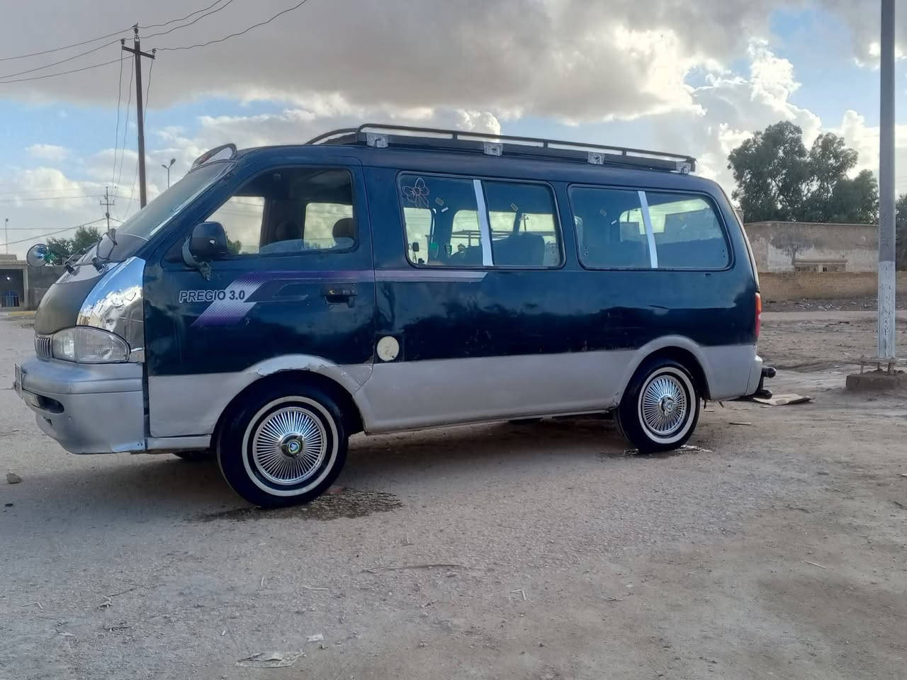 السلام عليكم كيه بريجو م97 رقم انگليزي گشر بلاد قطرة صبغ مابيها شواصي انظاف مصفره هيئه ومرور سنويه لل2029 كير محرك اكسن كهربائيات كله عشرط العنوان السماوه السعر 48 وبيه مجال الاتصال عرقم ***********
