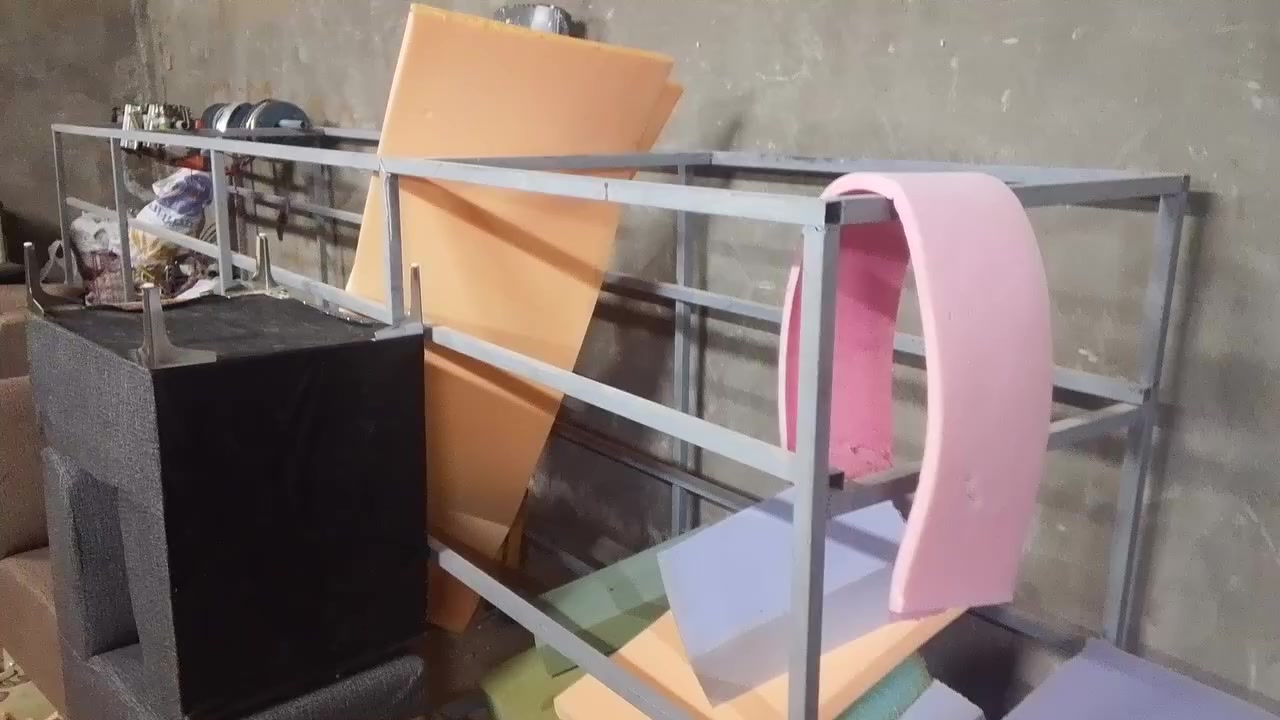 السلام عليكم عدي هاي الغراض البيع مستعجل مستعجل مستعجل على بيعتهن ***********
