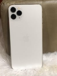 آيفون ١١ برو ماكس • ٢٥٦ • بطارية ٨٩%