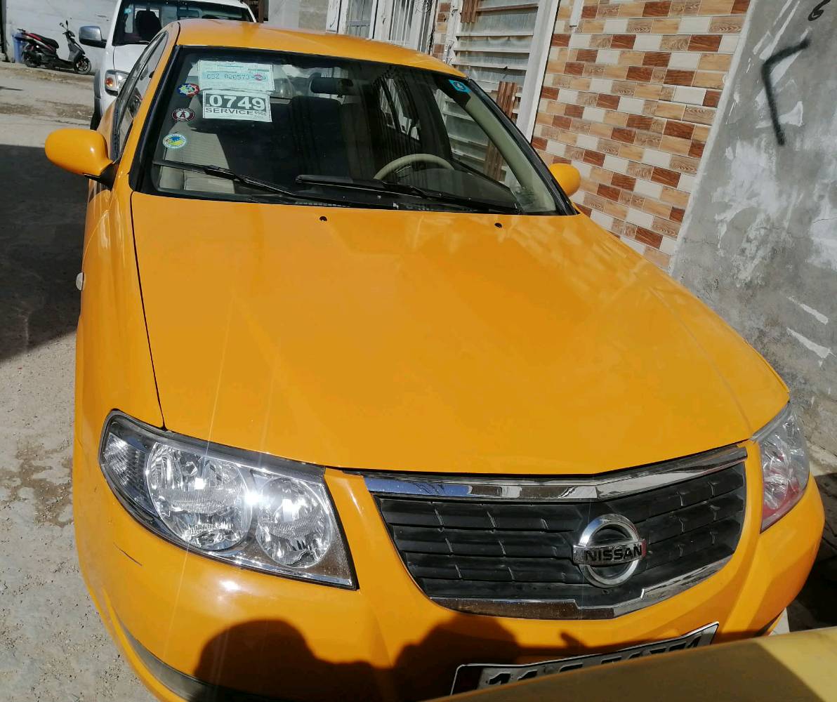 نيسان سني سامسونج موديلها 2009 رقم بغداد سيارة بسمي هيئة وغرامات مصفرة سعرها 75 ورقة سيارة نظيف تايرات جديده للتواصل ***********