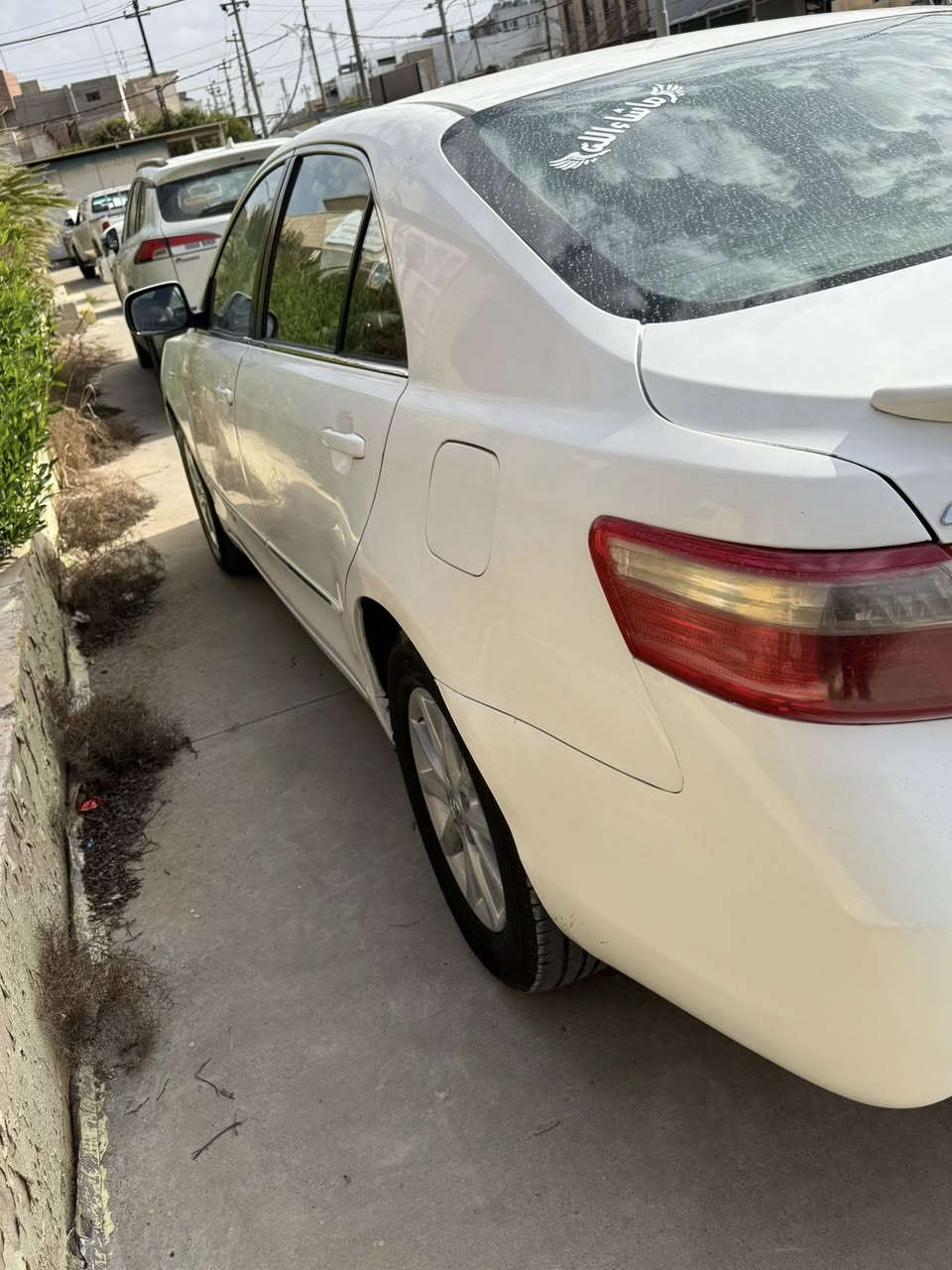 کامری ٢٠٠٧ بۆ فرۆشتن ٣ پارچەی پشتی هەیە  سعری ٨٥ محاملە  شوێن هەولێر پەیوەندی ***********
