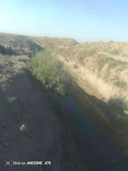 سلام عليكم ورحمة الله وبركاته ارض زراعيه لليجار 12دونم  مضروبه فدان ومضروبه اليزار مي متوافرر بس نصب ماطورك وشغل وهاذا راقمي ***********
