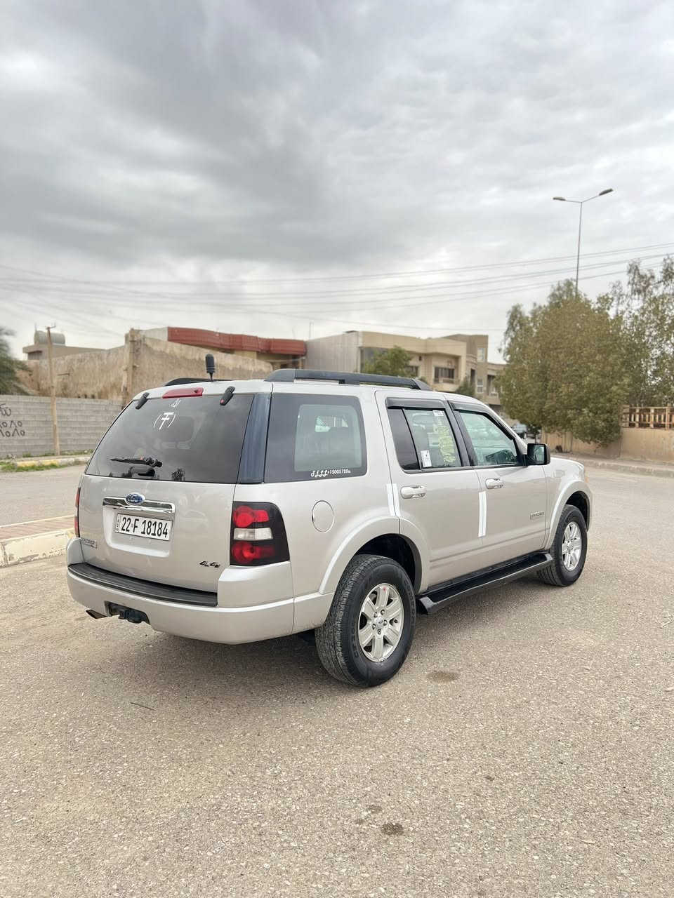 سلام عليكم سيارة فورد اكسبلور موديل (2008)محرك 6سلندرگيرومحرك شرط فحس سيارة كلين مابيه صبوخ و بدون ضرب و بدون شخط مواصفات خليجي شركه نيڤا 7راكب جامات كهربائي قوفل مركزي سويج كنترول ABCتبريد حارو بارد شغل تبريد مركزي تاخم ويل كروم وتايراتً جديد تاخم صدر كول جديد كهربائيات عام شغل سيارة 🚙 شرط كول مابيه نقص سنوي جديد راقم جديد و بسمي شرط تحويل واوكال سعرة 103💵بيه مجال 📞📞***********
