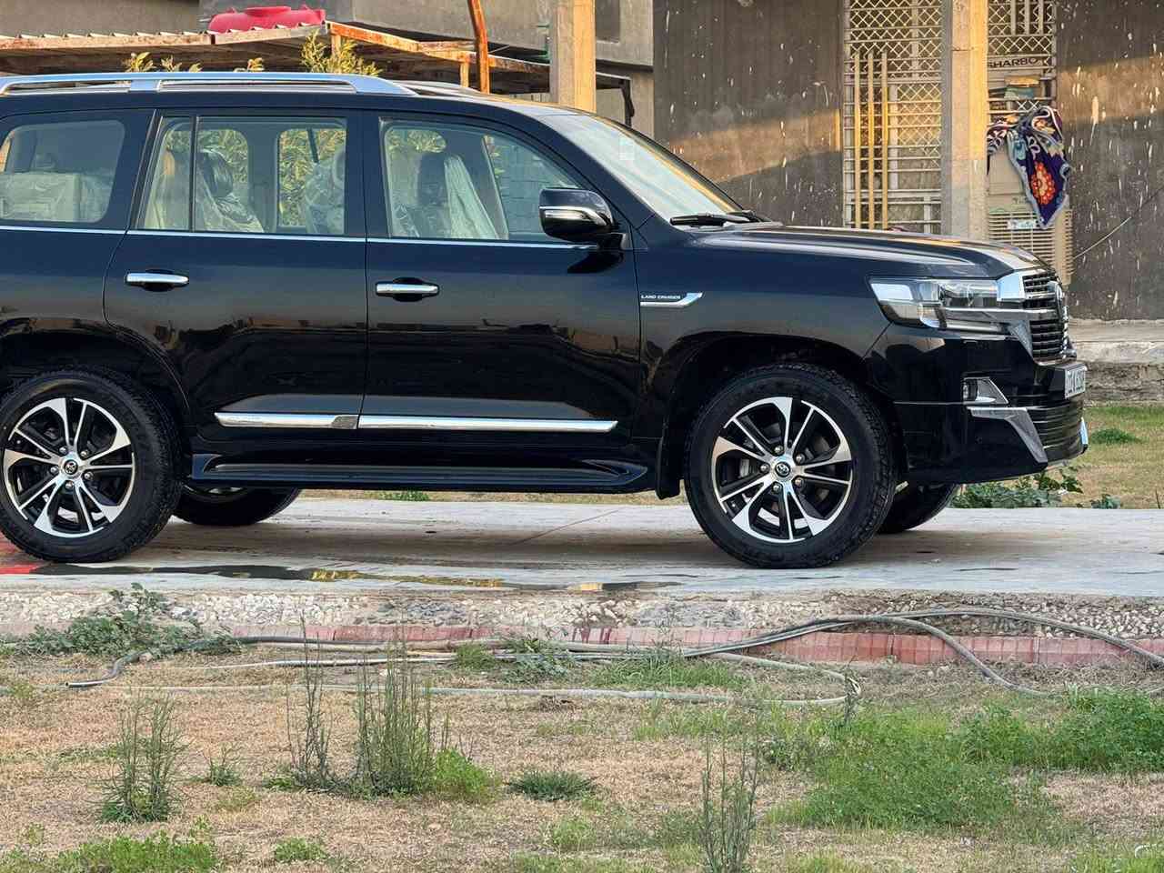 سلام عليكم من رخصت مدير الكروب سياره الاندكروز موديل 2021 فول موصفات ساز مايحتاج اذكر الموصفات رقم ربيل سنويه جديده وهزه جديده سياره جديده معنه الكلام ماشيه ٦٦ الف حقيقي ٣ شاشات ٣ قطع تبريد ٦ سلندر سياره جديده معنه الكلام سياره عله وضع شريكه تاير جديد بسمي تحويل ثاني يوم العنوان بابل جبله سعر مناسب نتصل 575 ورقه يعني ٥ شدات و ٧٥ ورقه حاضر /*********** مكفوله كفاله عامه من كل نواحي البارد ولا فتح ولا تكحيل كفاله عامه من كلشي /***********
