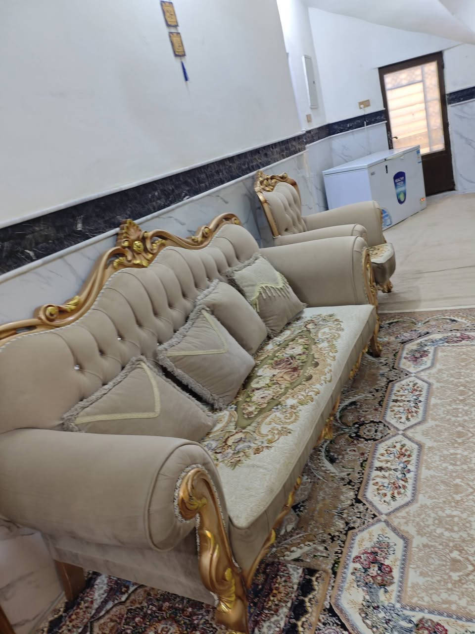 تخم ملكي للبيع مكاني كربلاء
***********
