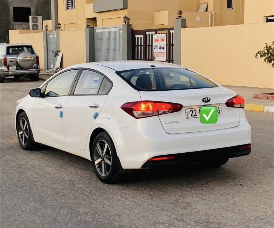 سيراتوا موديل 2017 رقم اربيل الدولي الجديد تريد وكالة تريد تحويل
بيهه فقط جاملغ الكدام مبدل اصلي بلادي نفس الون بدون صبغ وبدون دواخل 
محرك دوش المرغوب 1600
ويل كب

مواصفات
شاشه اندروريد 
حساسات 
كامره
تحكمات جهه
مري اشاره
السعر 126وبيها مجال 
مكان السيارة نجف 
الاستفسار رقم الهاتف (***********)
