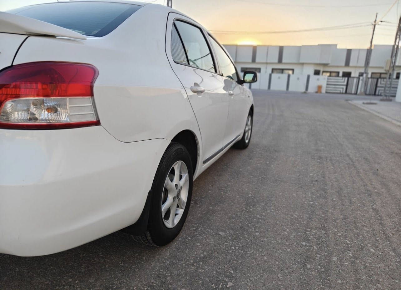 السلام عليكم 
كورلا يارس خليجي مديل 2009 سياره جاهزه كير محرك جديد حداديه جديده تخم تاير تبريد ثلج رقم أربيل تحويل او وكاله مضمونه السياره بيه قطعه صبغ بدون داخل مكان السياره النجف السعر 90 وبيه مجال قليل  الاستفسار اكثر الاتصال على الرقم ***********
