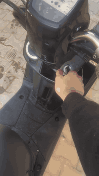 سلام عليكم ماكس بوليس 
كفرات تجاريه 
الدراجه كامله هندر سلف بس لايت وهورن 
الدراجه شلعه معدل خير من الله مكينه لاتنقص ولا نضوح 
الدراجه رايدهه ب500 بيهه مجال للشراي 
الدراجه مكانهه بغداد الطالبيه
***********متواجد واتساب ورصيد
