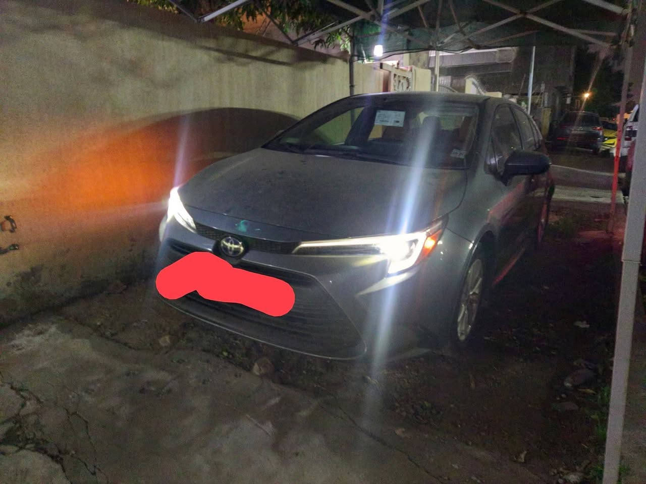 كورلا وارد امريكي 2025 هايبرد للبيع او مراوس بجالنجر موديل 20 وفوك بيها فتحه
مواصفات:
ماشية 6000 
دفع رباعي
لايتات زينون
تشغيل عن بعد 
نقطة عمياء
شاشة
تبريد بيانو
رادار توقف
رادار خلفي
قيادة ذاتية
دوشمة مقاعد جلد
الحادث جاملغ خلفي والسونار موجود
السيارة جديدة حتة الكتلوك بيهة
راسلني ادزلك السونار
المكان بغداد
رقم التلفون ***********
التواصل وتساب فقط
