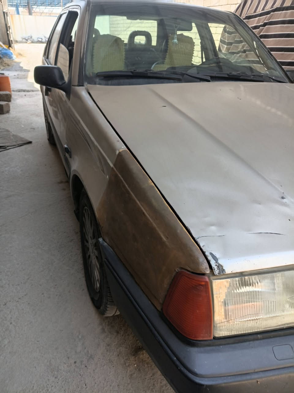 للبيع فولفو موديل ٩١ بأسمي سنويه ٢٠٢٨ رقم انكليزي محرك بي نفخ كير شرط طخمها نظيف حيل طخم تاير نظافه ٨٠ بالمئة السعر ٢٥ و بي مجال التواصل ***********
