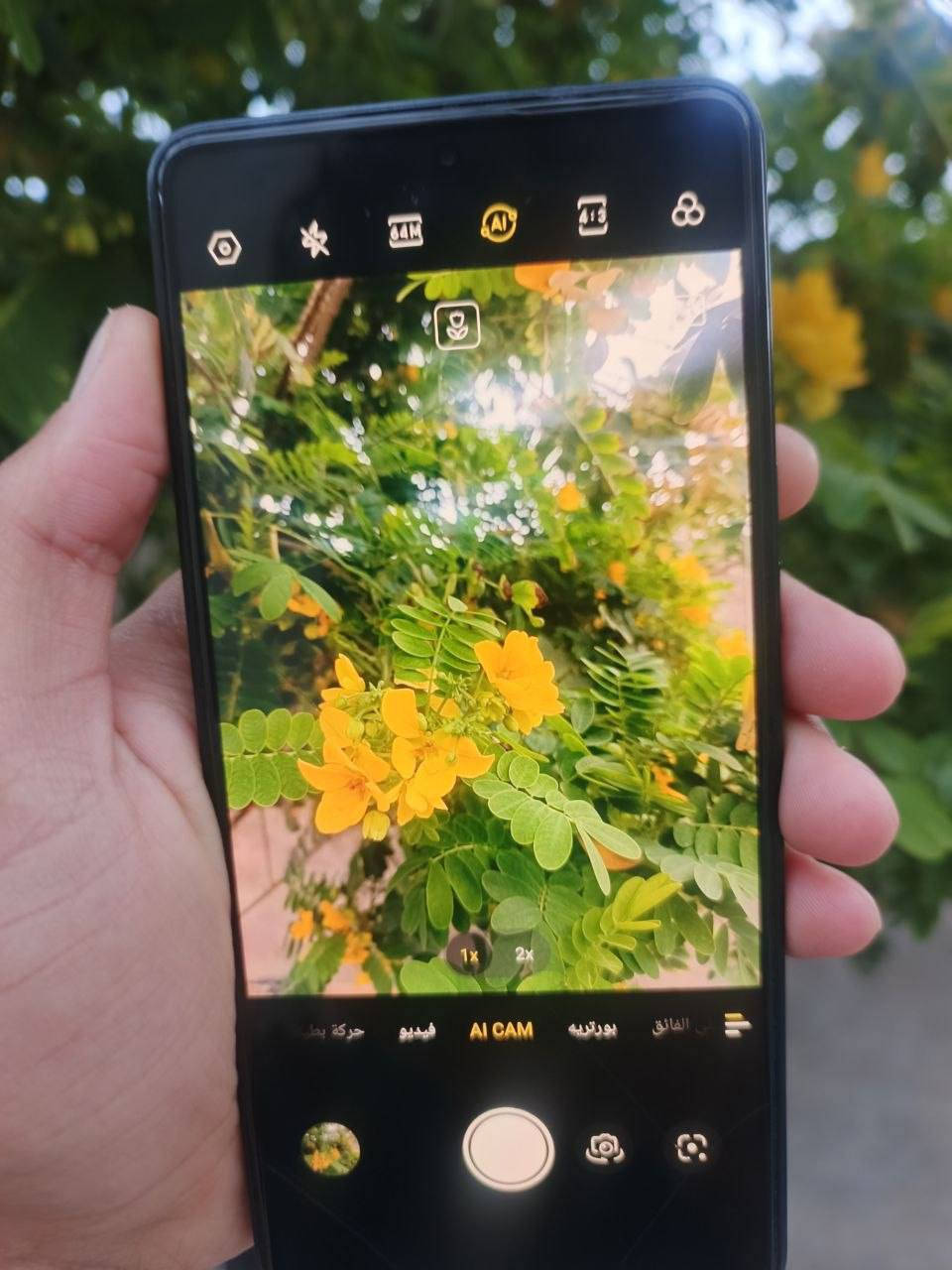 "للبيع او مراوس : تكنو كامون 20 برو 5G 

- شاشة 6.8 بوصة AMOLED بتردد 120Hz
- معالج MediaTek Dimensity 8050 قوي
- ذاكرة 8GB RAM + 256GB تخزين
- كاميرا خلفية 64MP (الرئيسية) + 2MP (عمق) + 2MP (تصوير ماكرو)
    - تصوير ليل جيد
    - تصوير بورتريه مع تأثير بوكيه
    - تصوير فيديو 4K
- كاميرا أمامية 32MP
- بطارية 5000mAh مع شحن سريع 33W
- نظام التشغيل Android 13
- دوزال 5G، بصمة تحت الشاشة

أداء ألعاب ممتاز:
- 90 فريم في PUBG و 120 فريم في الألعاب الأخرى
- تجربة لعب سلسة

مميزات فريدة:
- تصميم أنيق مع شاشة منحنية
- أداء قوي مع معالج Dimensity 8050

حالة الموبايل: جديد، مع الكارتون 
سبب البيع اريد ايباد أو لابتوب لغرض الدراسه 
شعندك راسلني خاص


**إذا كنت صاحب هذا الإعلان وتريد حذفه لأي سبب، رجاءا أرسل رسالة إلى الدعم الفني**