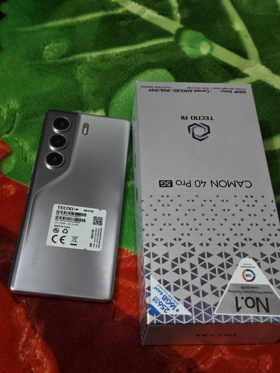 TENOcAMoN40Pro5G
ذاكره ٢٥٦
العشوائيه 5+8
ستخدام الجهاز 10ايام فقط
سعره قفل ٣٣٠
***********

