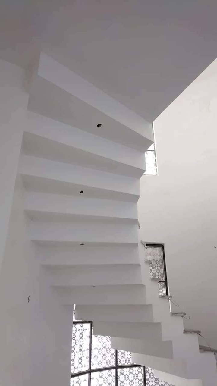 👷كادر لبخ متـفـرغ حالياً 
⚒️ نعمـل بـ'المتر والمقطوعه 
📐 نعمل بأحدث الطرق المتميزه
📏 سمـنت + جراره + سقل + مساطر تصفير جدران
🌓 جـص + بـورگ
🛠️ تقشيـر جدران وإعادة ترميمه
⚪ نثـر واجهات وأسيجه
اشراف مهندس دقه. تنفيذ. مصداقية والتزام في العمل فقط كربلاء الاتصال ***********
***********
***********
