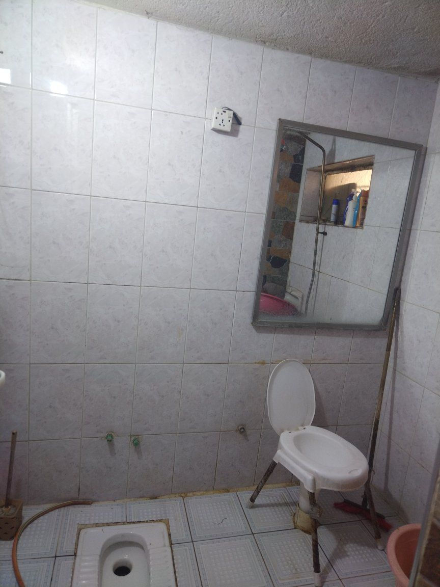 السلام عليكم مشتمل للبيع المساحة ٧٥ متر الوجه ٧ونص نزال ١٠ طابو ملك صرف يحتوي الطابق الأول استقبال هول مطبخ خدمات منور الطابق الثاني غرفه نوم خدمات الموقع مميز البياع خلف البيع المباشر الاستفسار اتصل ***********
